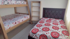 APARTAMENTO AMOBLADO SECTOR LAURELES-ESTADIO #3 Paris
